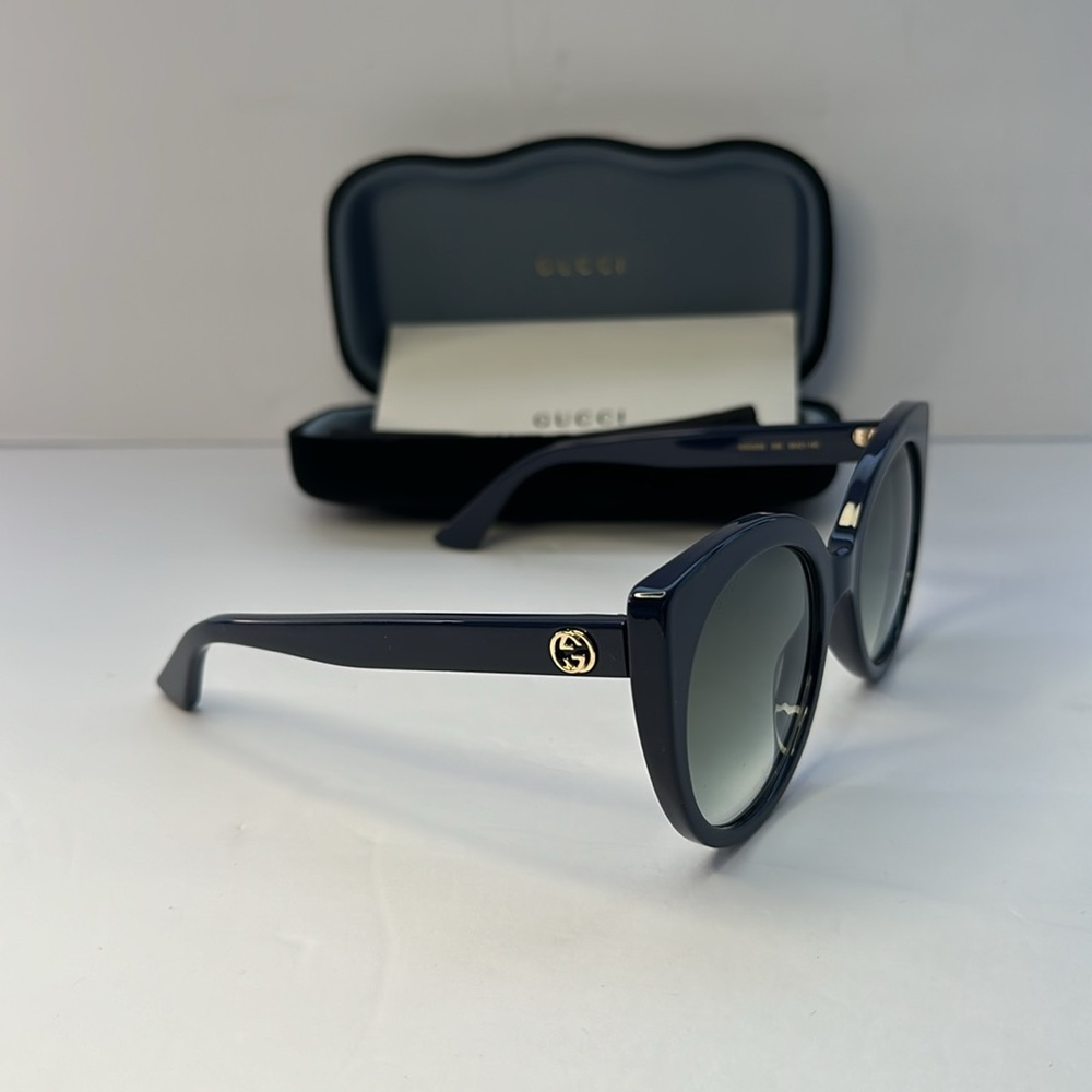 New 100% Authentic Gucci GG0325S
008 Cat eye Sunglasses - Picture 4 of 15